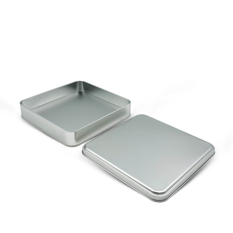 108 Adet Silver Kare Metal Kutu - 21.5 cm x 21.5 cm x 4 cm